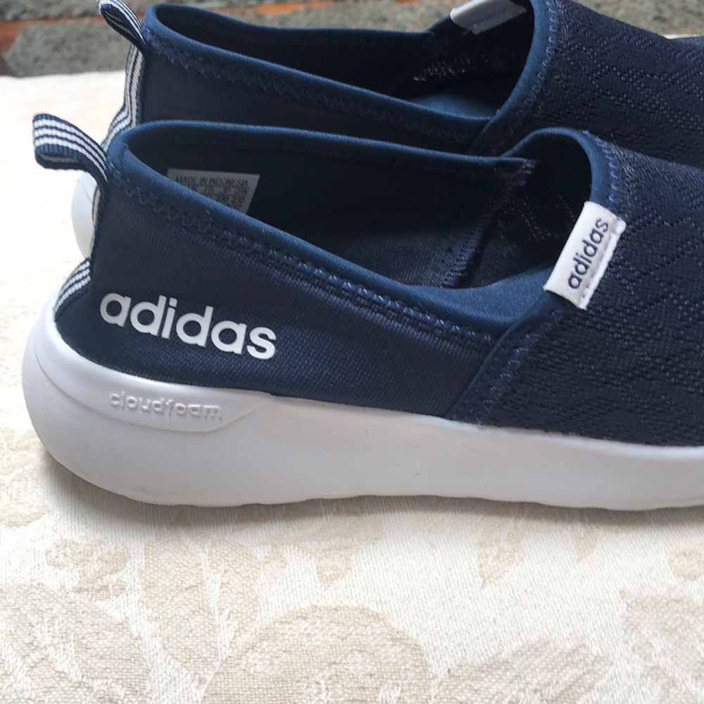 Adidas - Picture 3 of 5